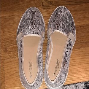 naturalizer comfort flats